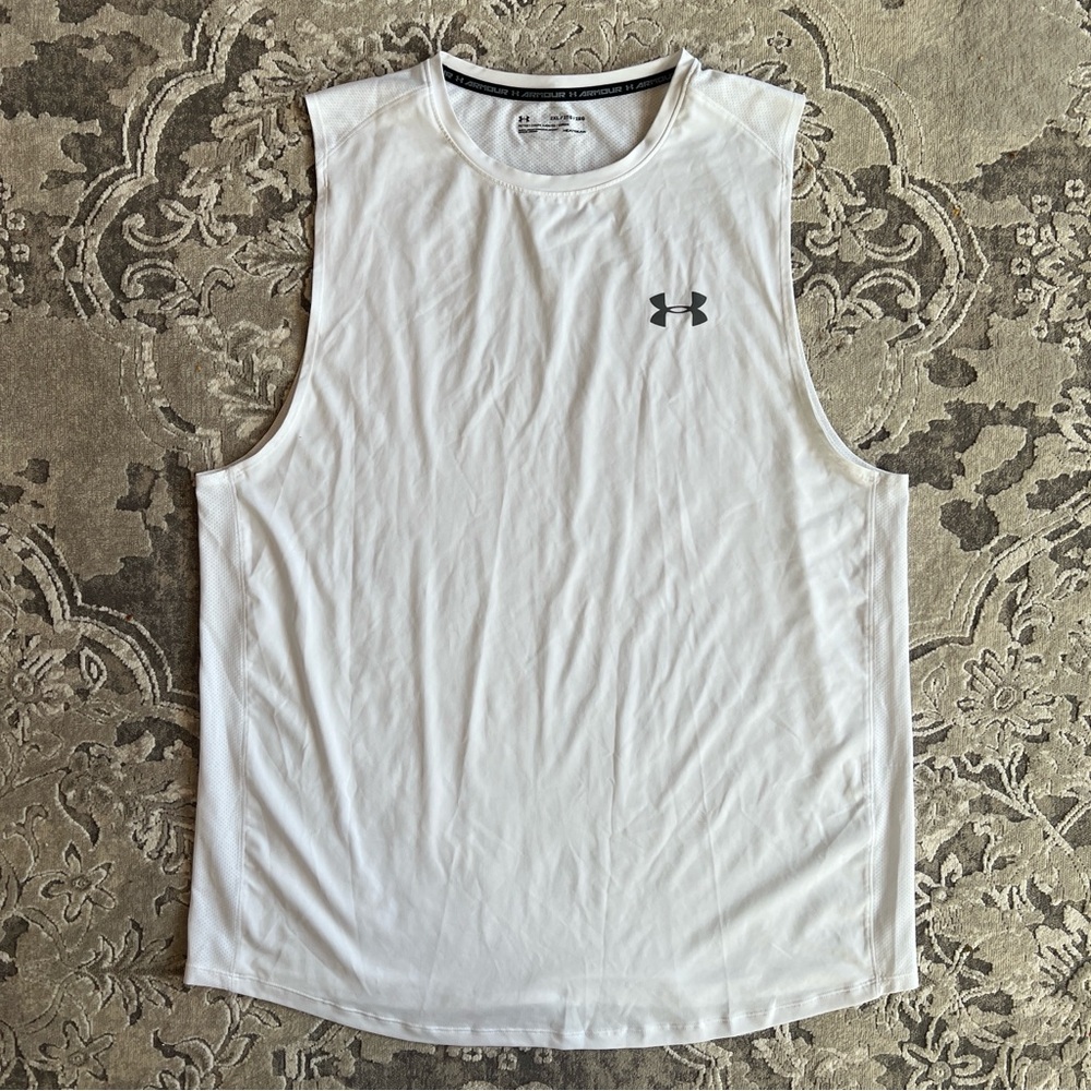 Under Armour Men's White Sleeveless Shirt